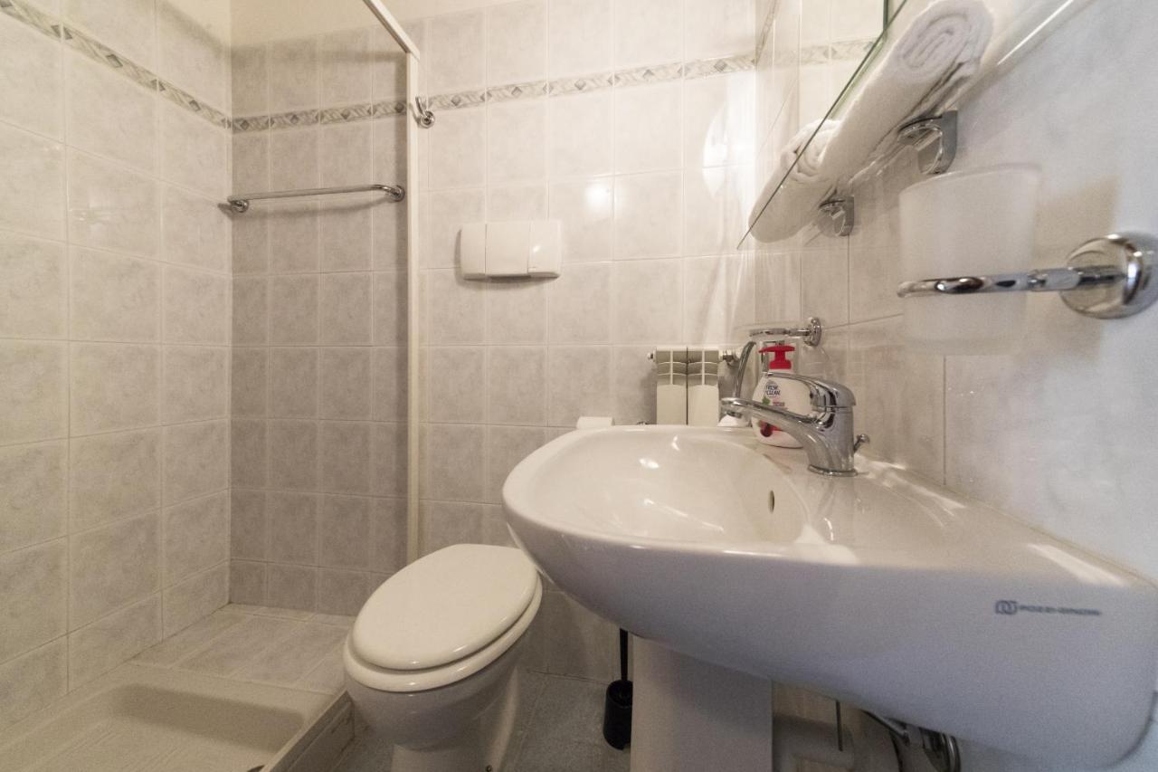 2-bedroom Lakeview At The Acquaseria