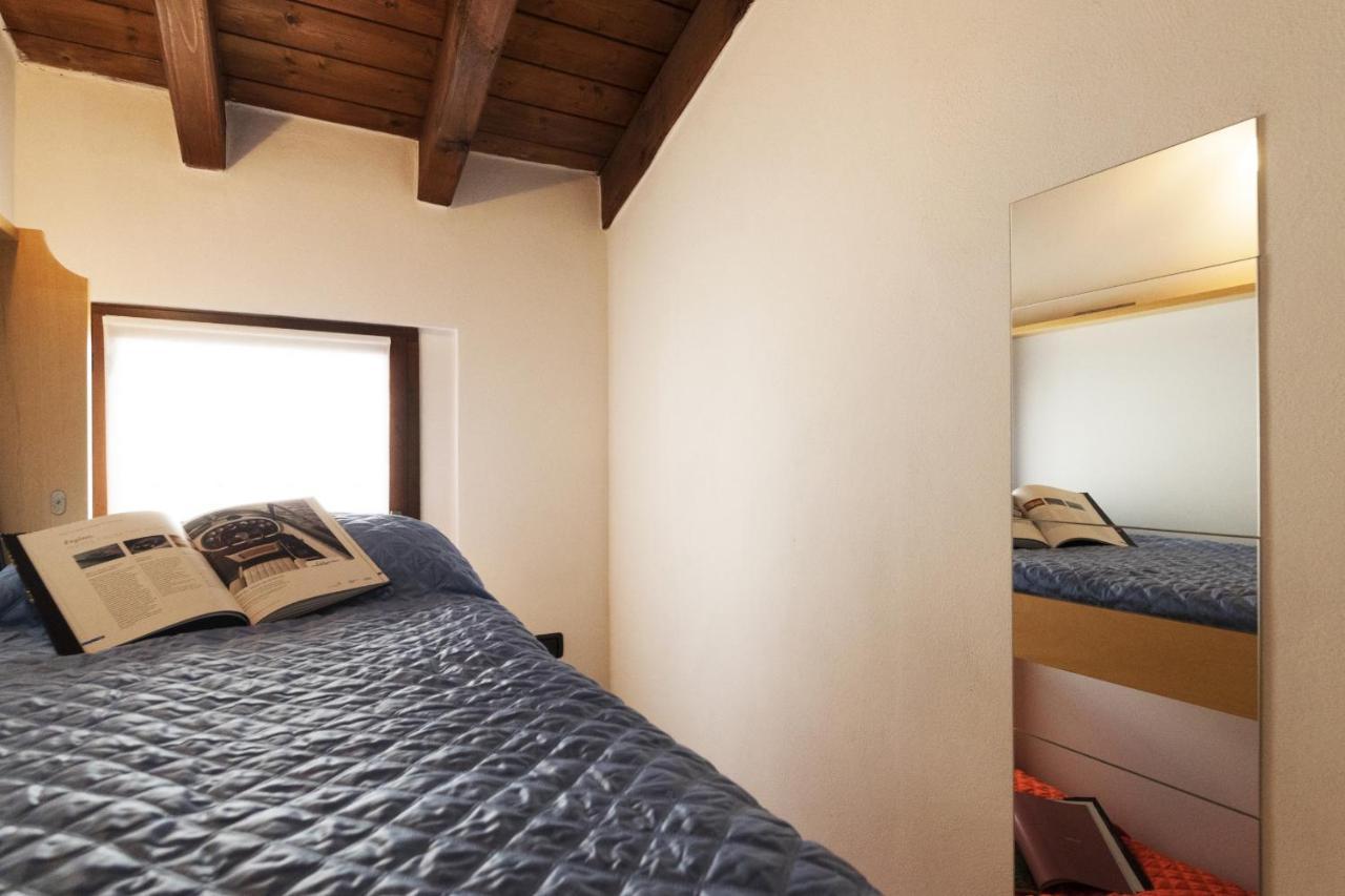 Apartment 2-bedroom Lakeview At The