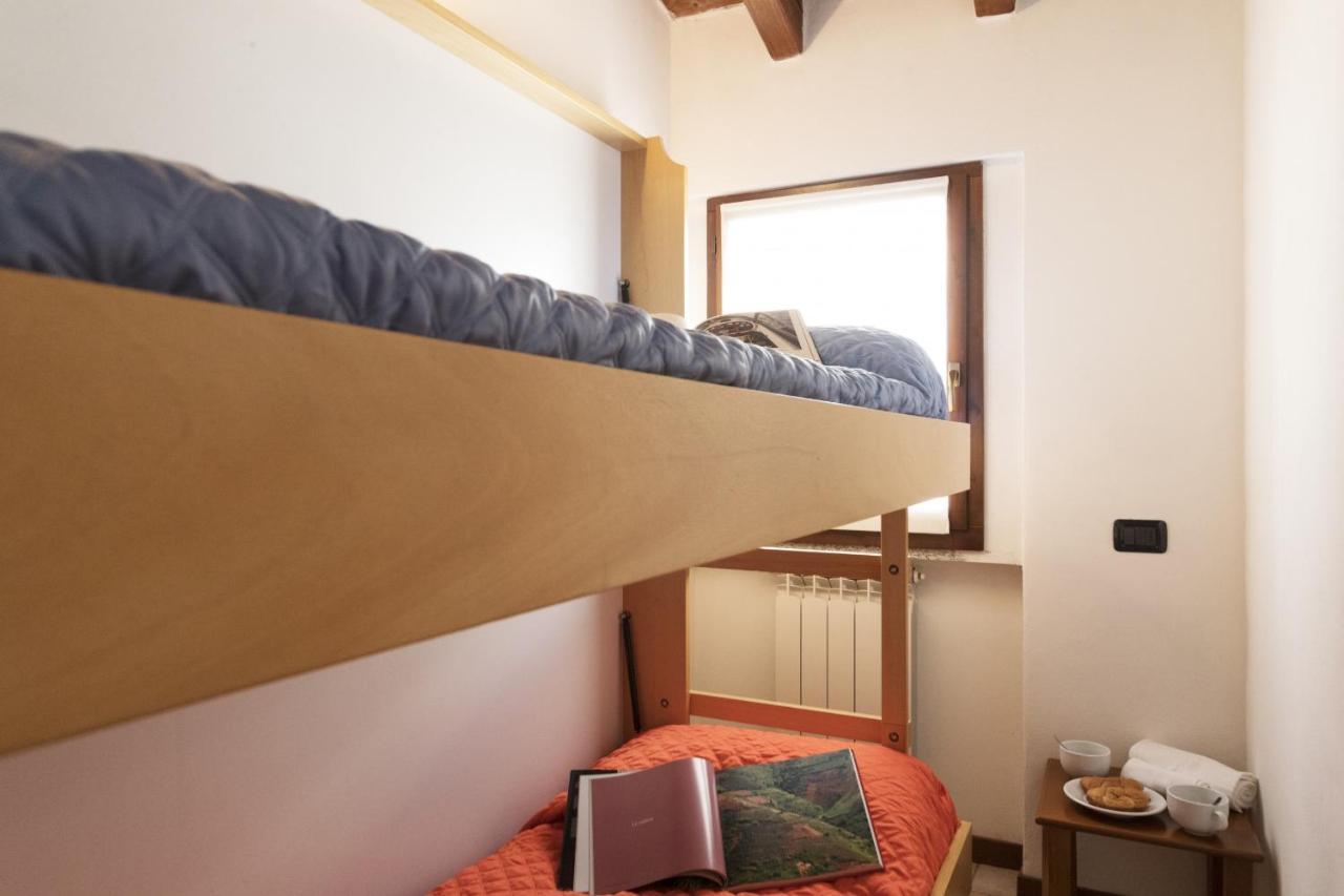Apartment 2-bedroom Lakeview At The